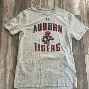 College Corner Under Armour Auburn Tigers Gray Tee small